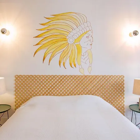 Гостьовий будинок Lost :: Chiado House