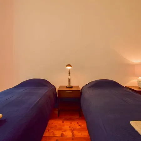 Lost :: Chiado House Гостьовий будинок 3*