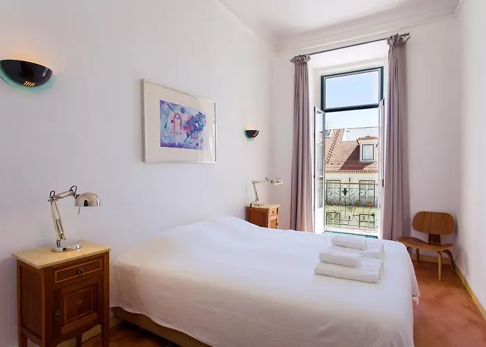 Lost :: Chiado House בית הארחה ליסבון