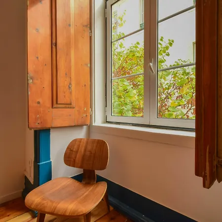 Lost :: Chiado House Гостевой дом